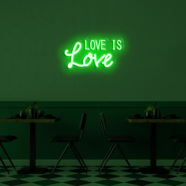 3D neon LED logo på væggen - Love is Love med mål på 50 cm