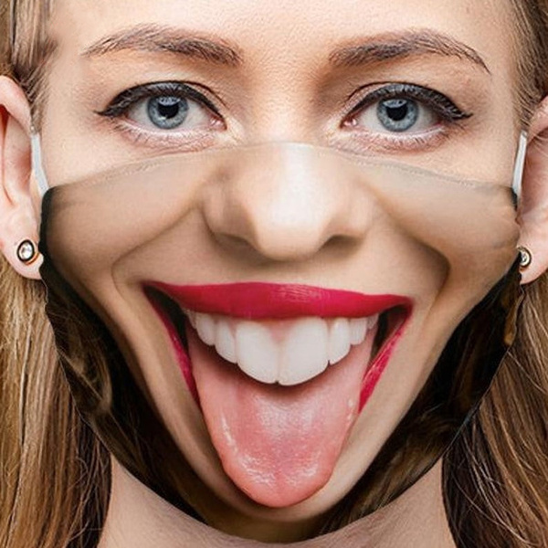 sjov maske på ansigtet viser en tunge
