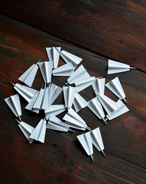 3D-trækort på væggen - skub stifter fly